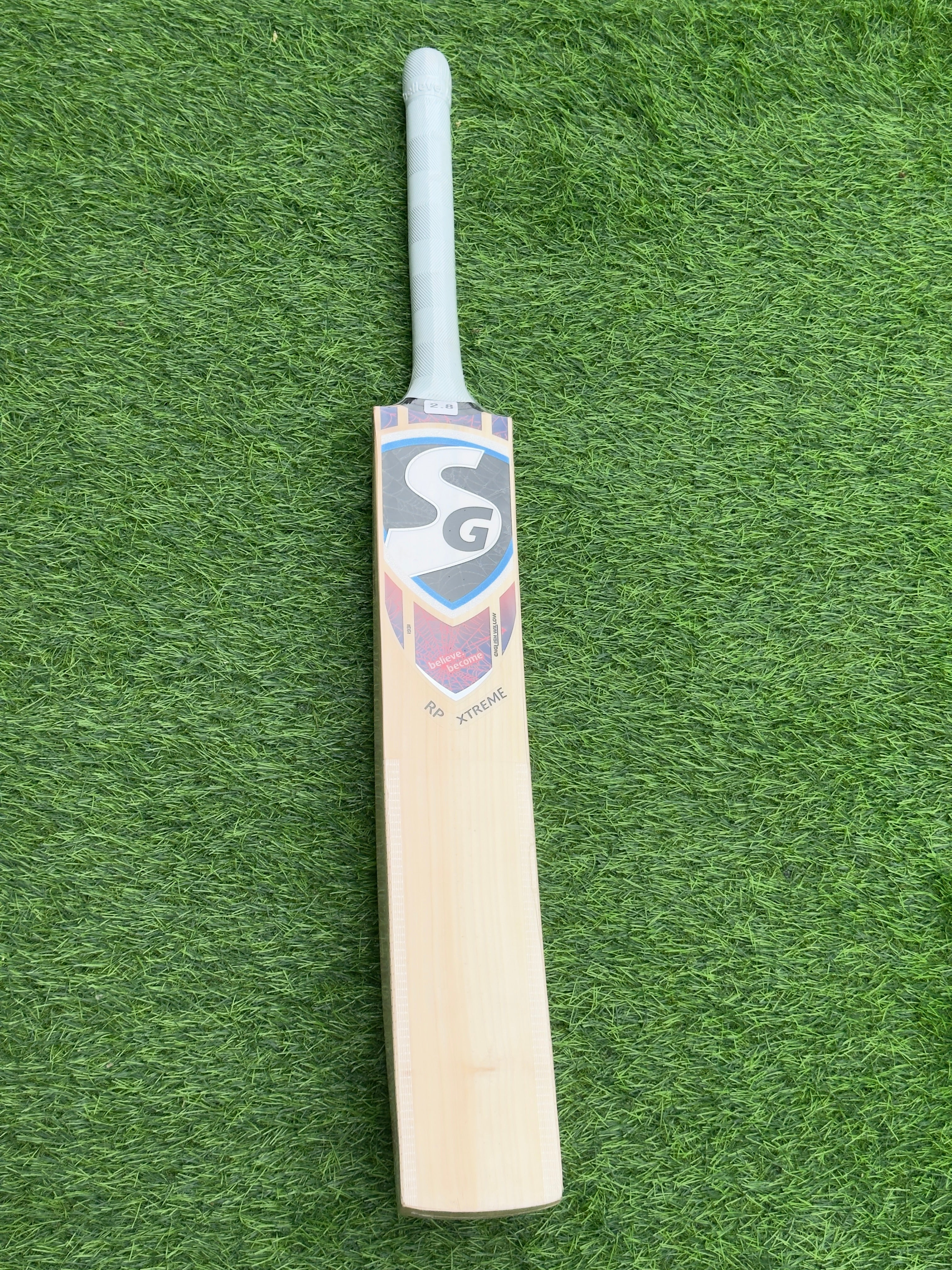 SG RP Xtreme English Willow Cricket Bat