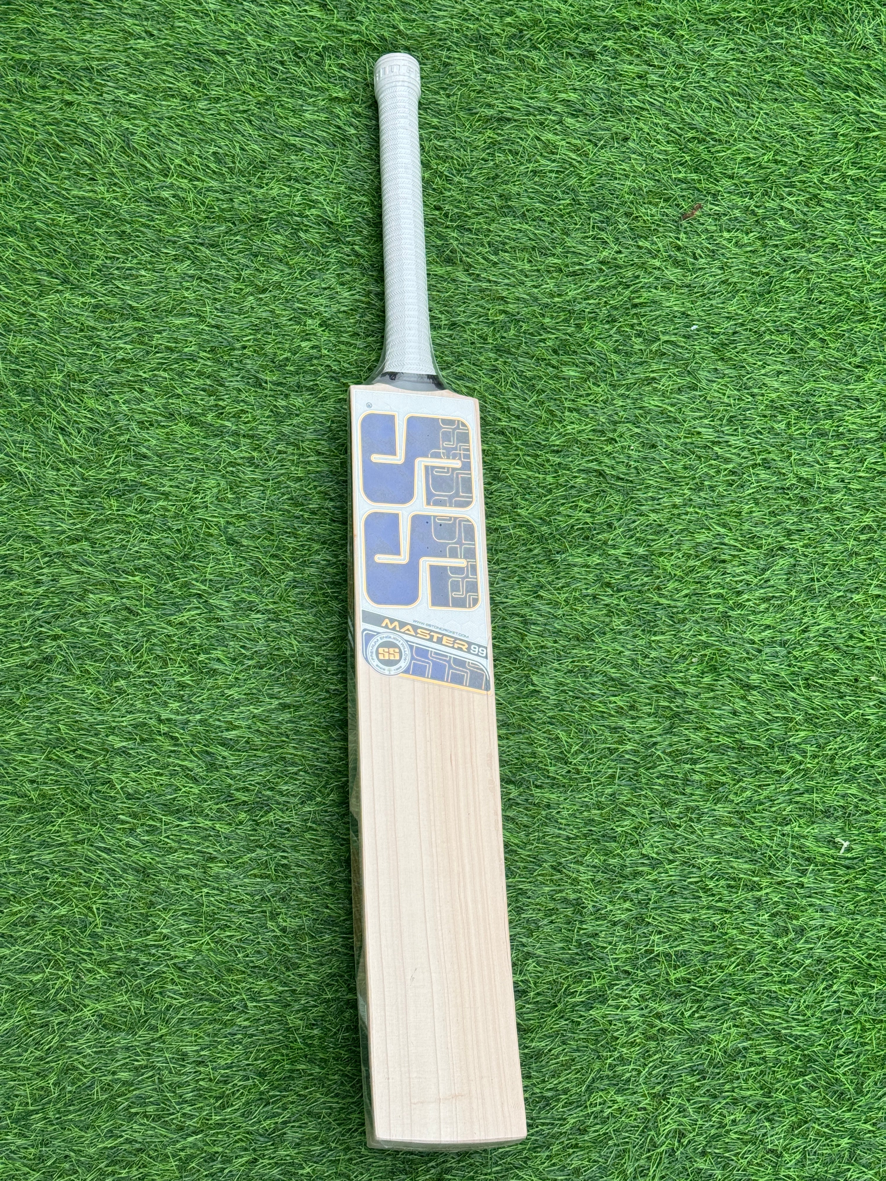 SS Master 99 English Willow Cricket Bat