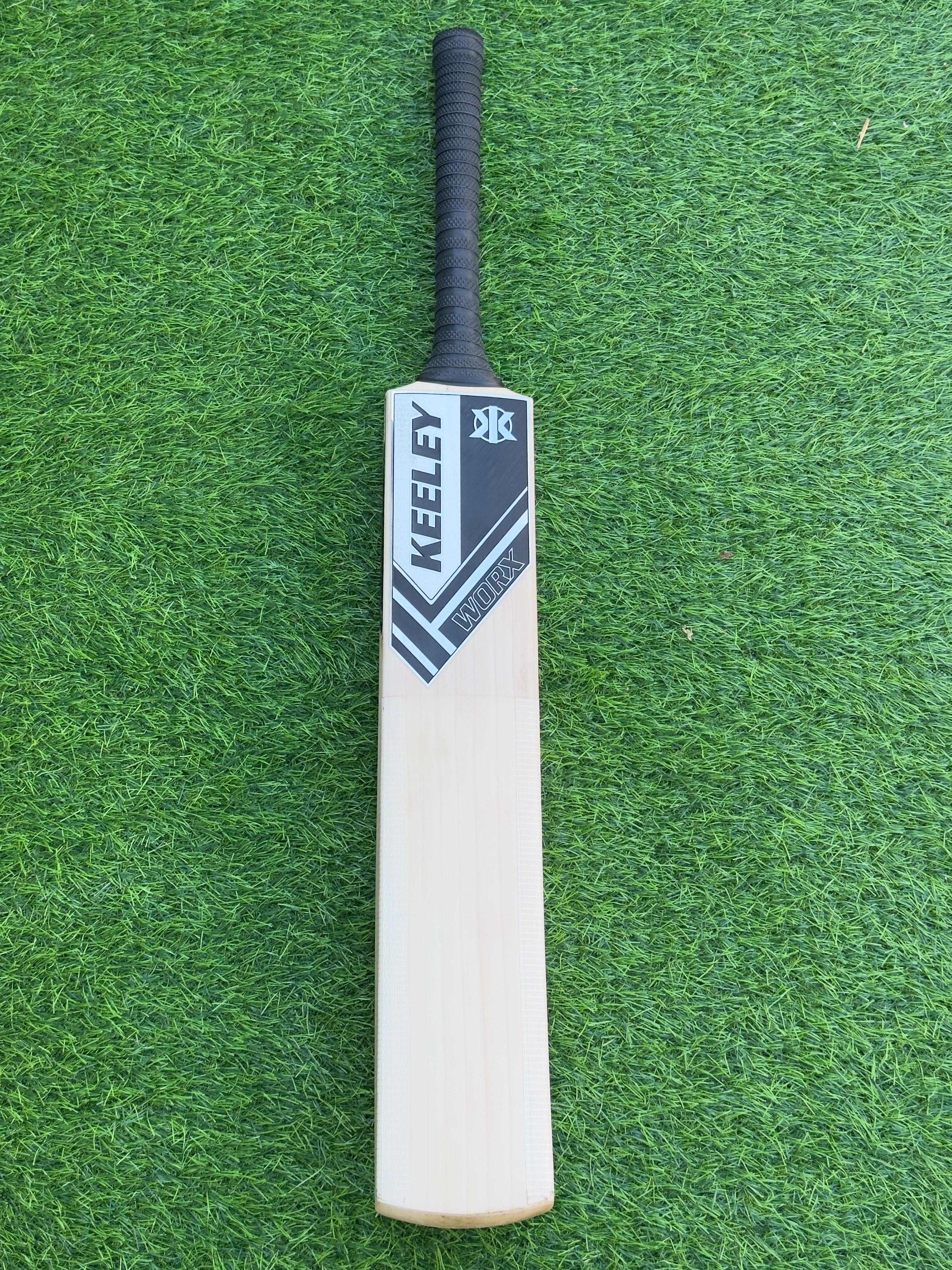 Keeley Worx English Willow Cricket Bat