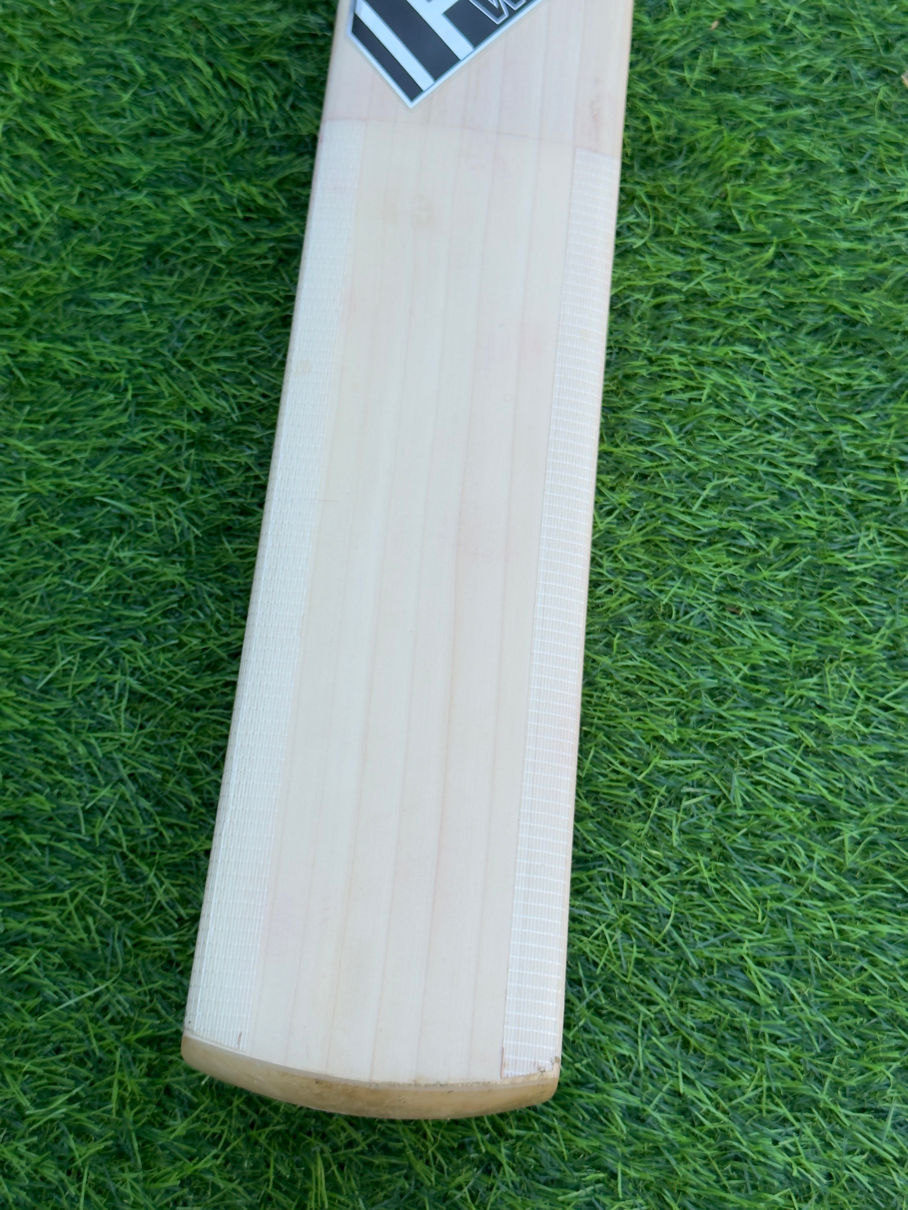 Keeley Worx English Willow Cricket Bat