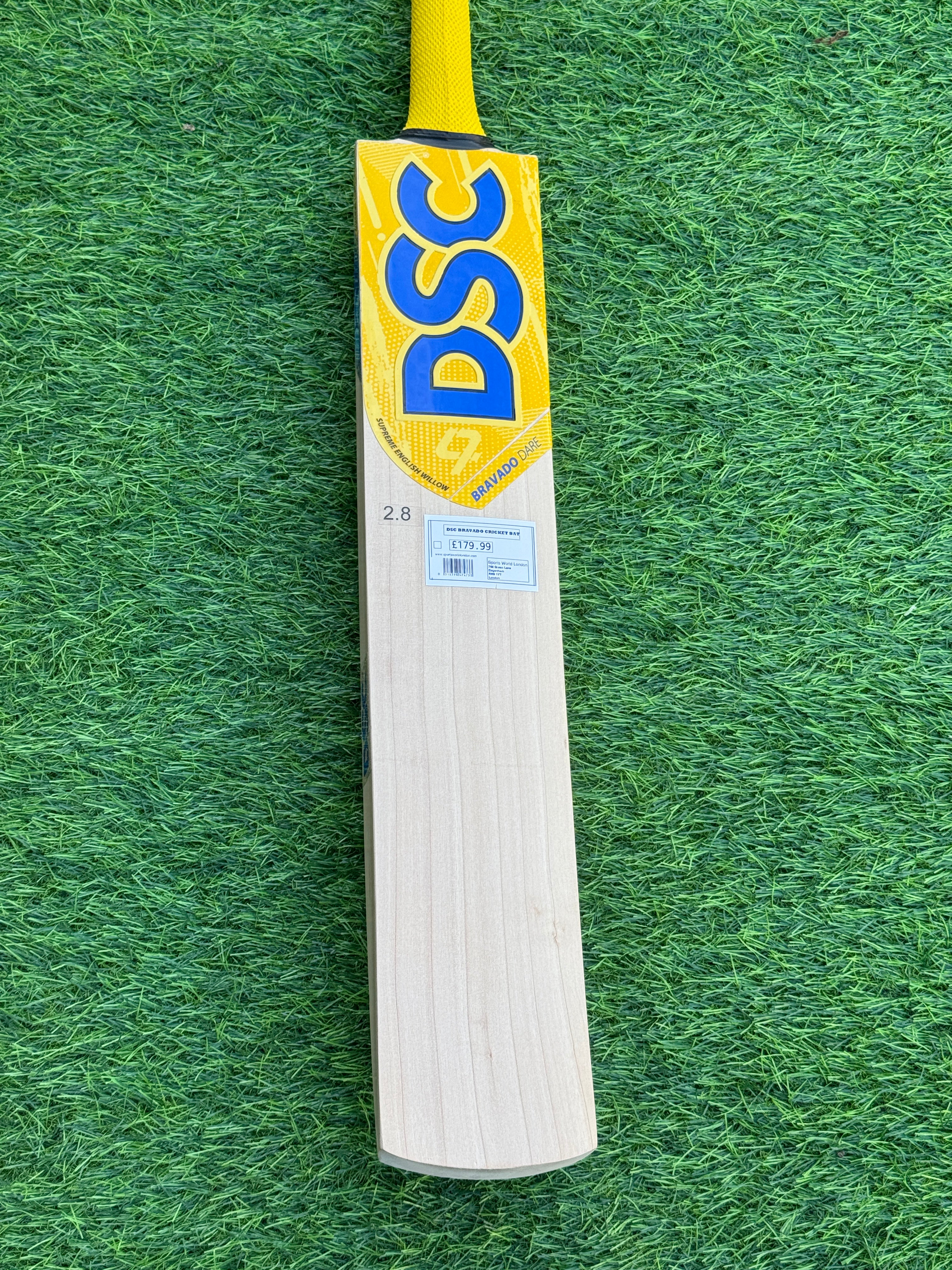 DSC Bravado Dare Cricket bat